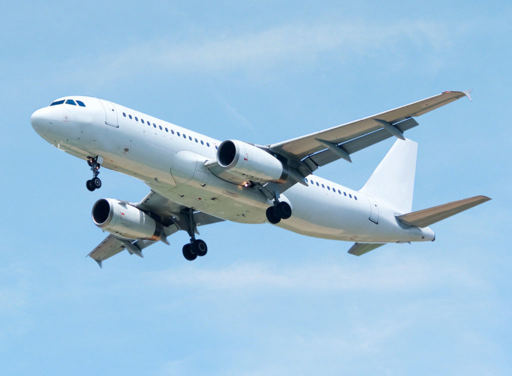 Airbus A320 — аренда самолёта для групповых чартеров в Польше, Jet Partner